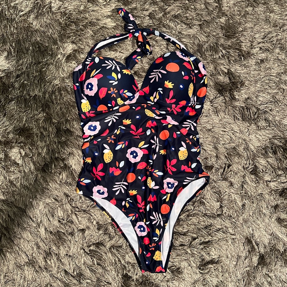 New Halter Top Swimsuit